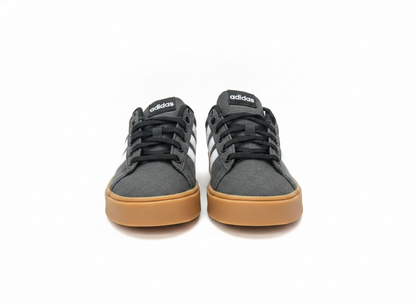 Unisex Adidas Daily 4.0 (IF4492) Gray & White Men's 8.5 / Women's 9.5